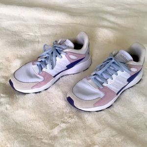 Adidas sneaker, cloudfoam comfort, size 9.5